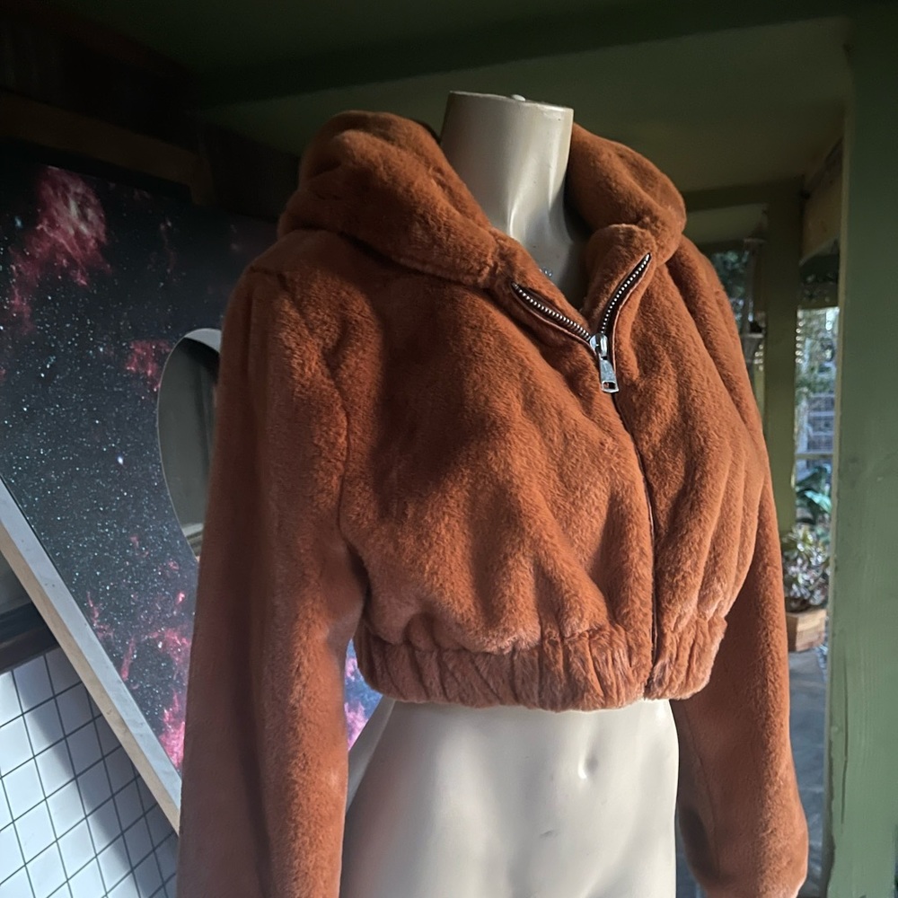 Urban Outfitters SUPER SOFT brown faux fur cropped zip up hooded jacket size S